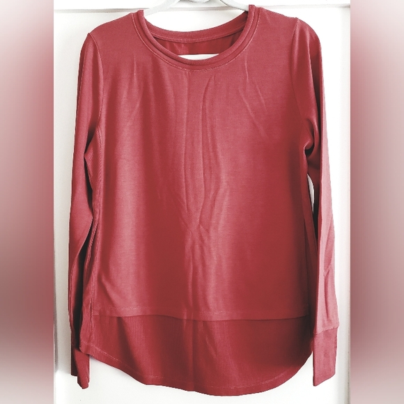 Cuddl Duds Top, Size M, Not Used, Terracotta Color - Picture 1 of 8